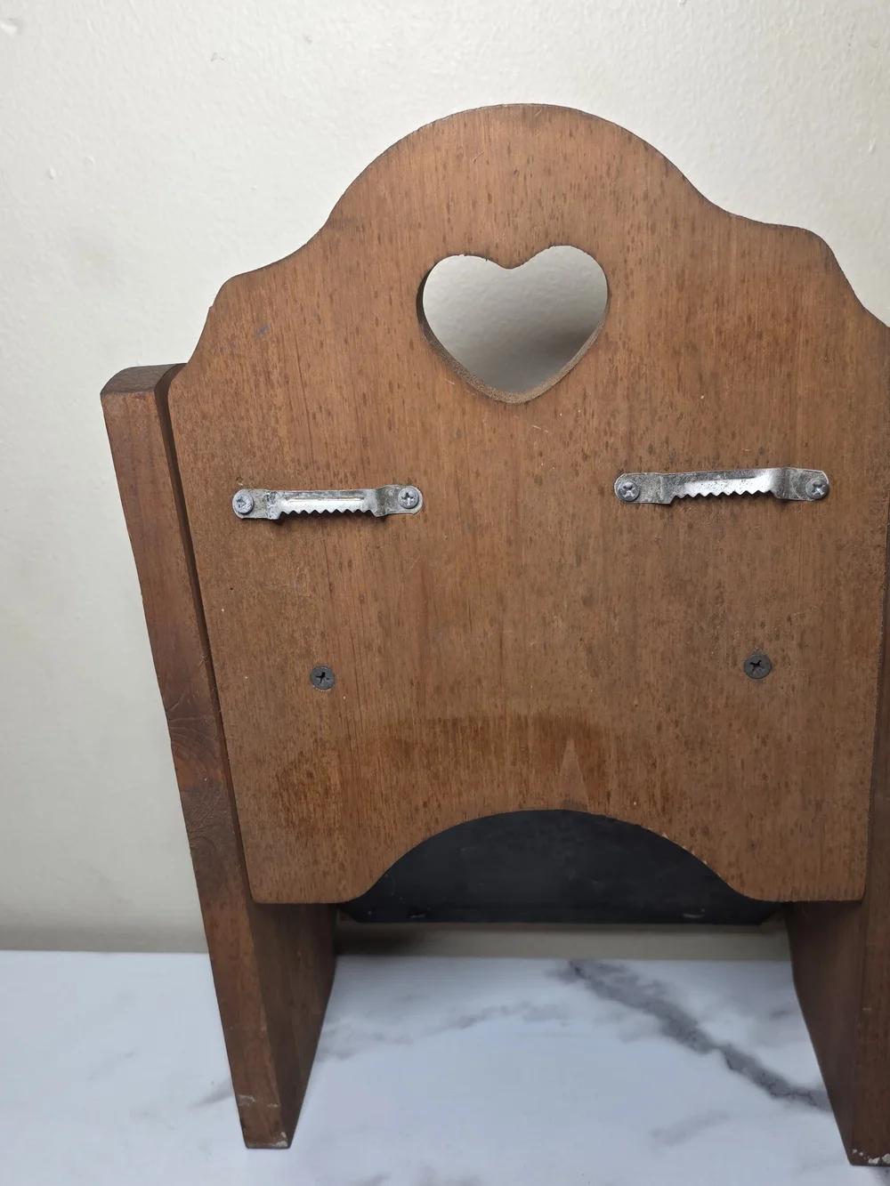 Vintage Country Farmhouse Heart Cutout Wooden Wall Decor